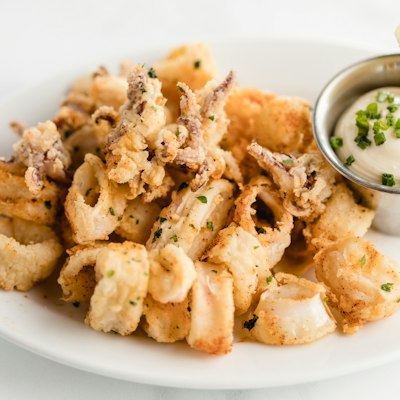 Fried calamari with a dipping sauce
