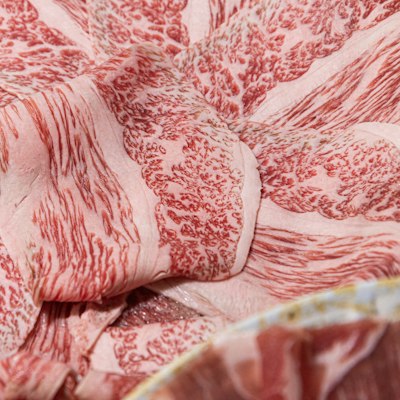 Thinly sliced marbled beef